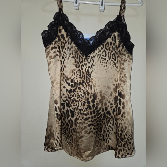 5 Tops Bundle - Picture 2 of 11